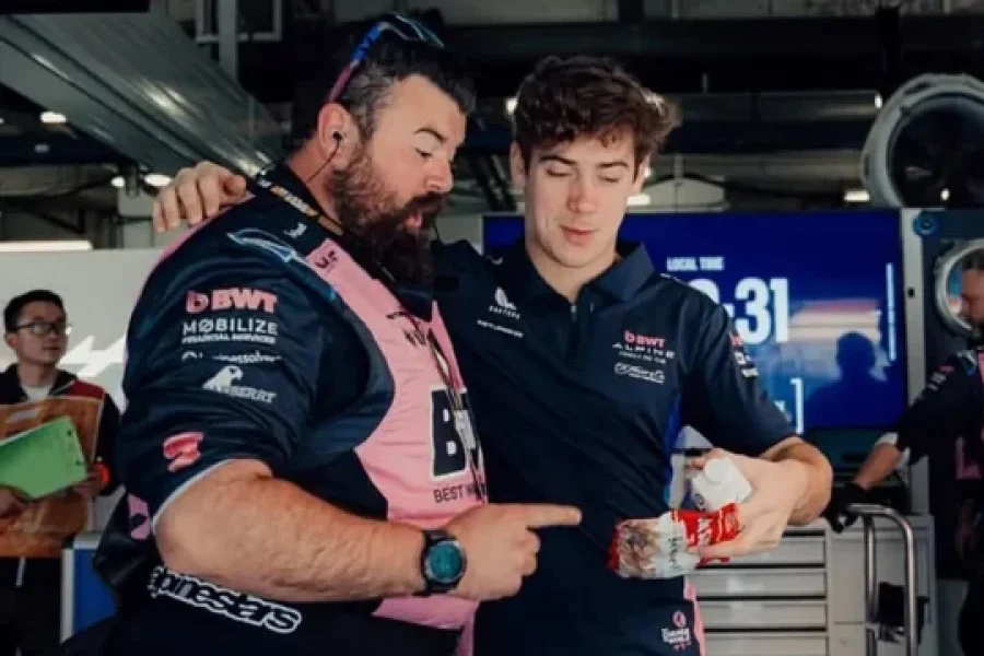 Francis J.S. y Colapinto