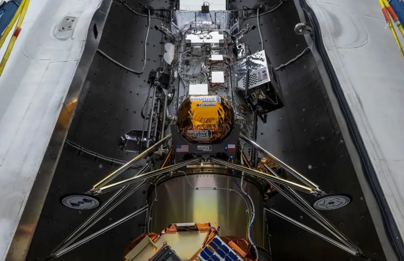 nave espacio profundo