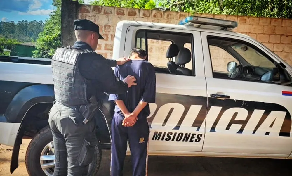 'Visitó' a su prima y le desvalijó la casa