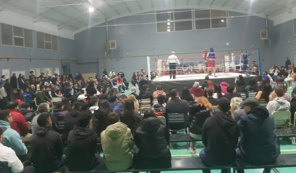 La segunda edición del Arena de Gladiadores sacudió Puerto Madryn boxeo 2