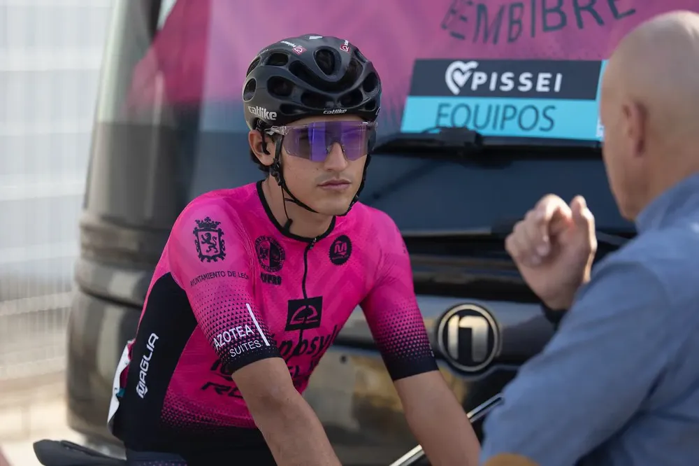 El ciclista cerró una destacada actuación en el GP Abimota y se metió entre los mejores Sub23.