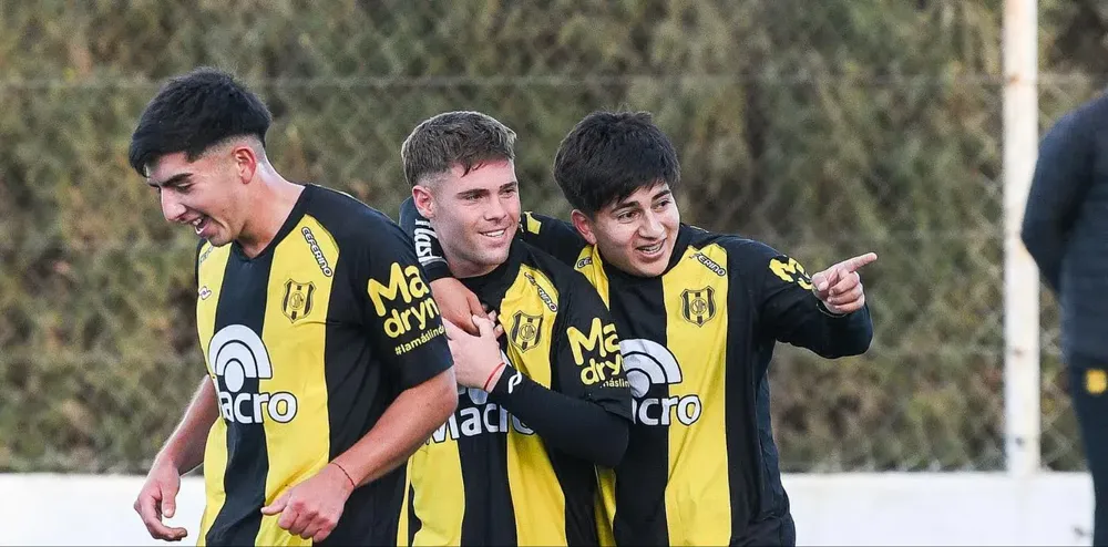 Deportivo Madryn y La Ribera se juegan el campeonato