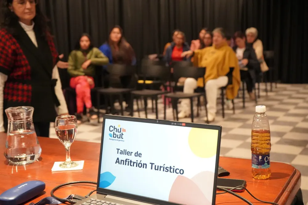 Talleres turísticos en Camarones