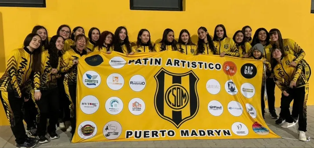 18 patinadoras y una ilusión en movimiento